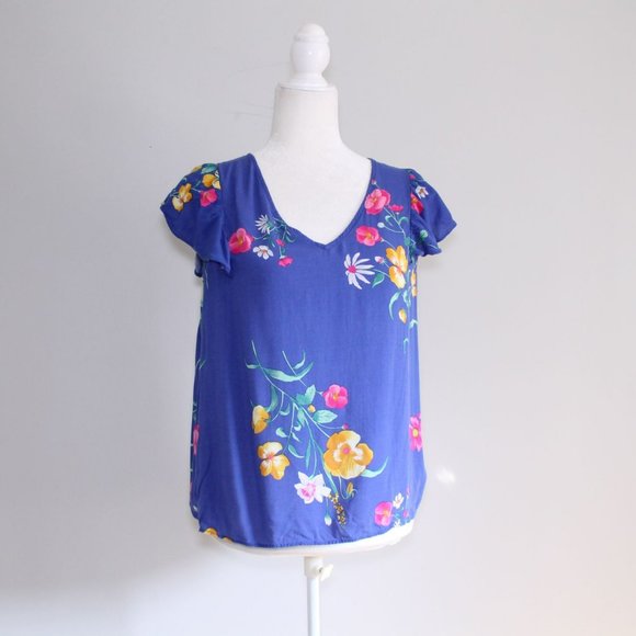 Old Navy Blue Floral Flutter Short Sleeve Top Sz S - Picture 1 of 7